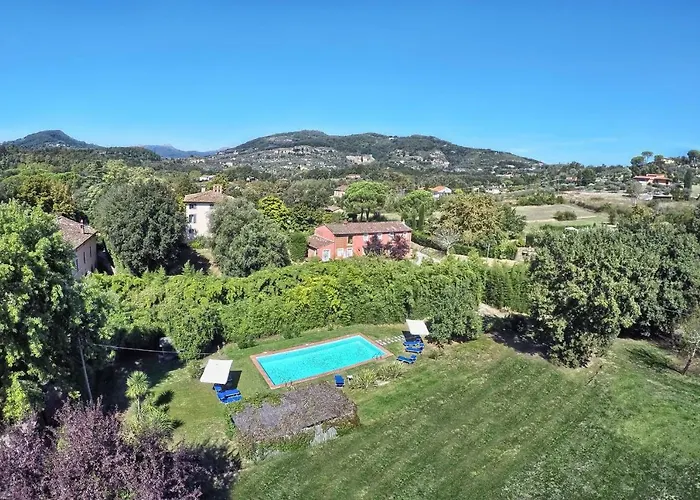 Villa Casa Rosa By Salogi Lucca